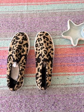 Women’s Leopard Print Slip On Sneakers Size 10 Canvas Platform Shoes NWOT